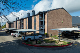 Mueller Flats Apartments in Austin, TX - Building Photo - Building Photo