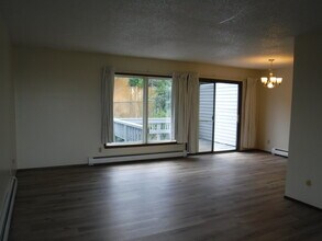 2213 E Foothills Dr in Missoula, MT - Building Photo - Building Photo