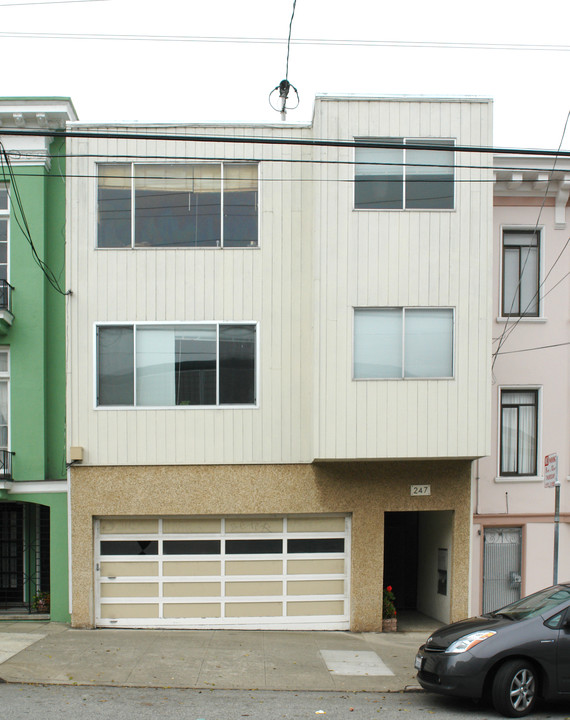 247 19th Ave in San Francisco, CA - Building Photo