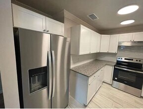 2014 NW 35th Ave in Gainesville, FL - Building Photo - Building Photo