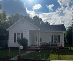 707 Maryland St in Columbia, SC - Building Photo