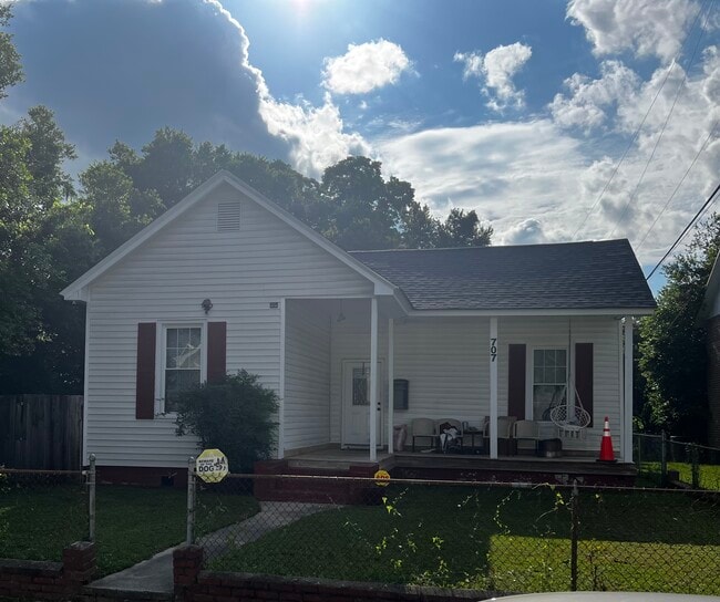 property at 707 Maryland St