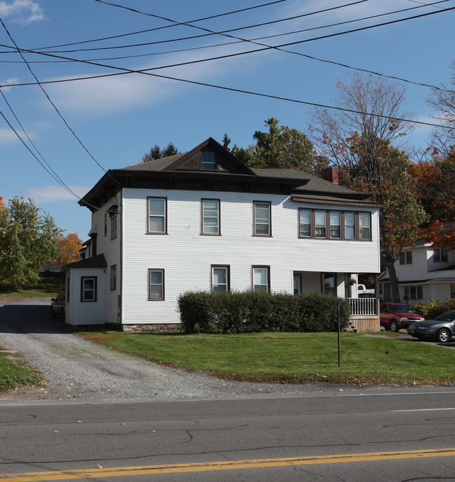 126 Old Liverpool Rd in Liverpool, NY - Building Photo - Building Photo