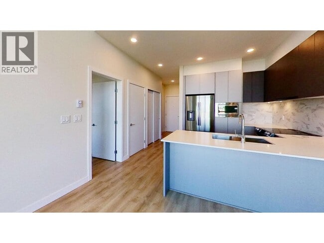 property at 1792 Starling Dr.