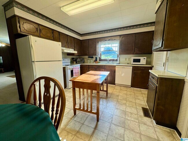 5445 AL-145 in Clanton, AL - Building Photo - Building Photo