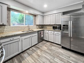 6347 Limestone St in Houston, TX - Building Photo - Building Photo