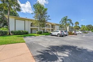 2707 Nassau Bend in Coconut Creek, FL - Building Photo