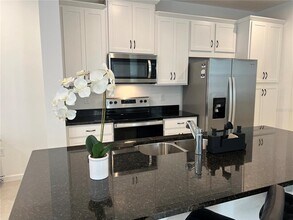 9055 Beach Tea Wy in Kissimmee, FL - Building Photo - Building Photo