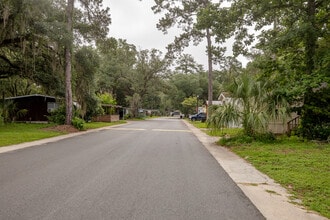 Brittany Estates Mobile Home Park in Tallahassee, FL - Building Photo - Building Photo
