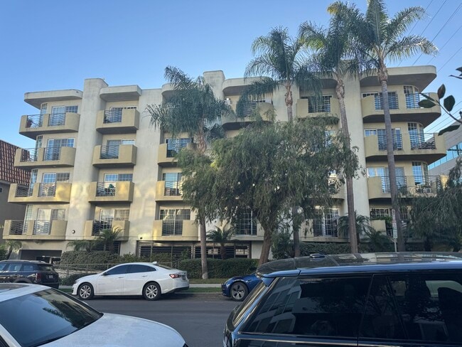 property at 1817 Selby Ave