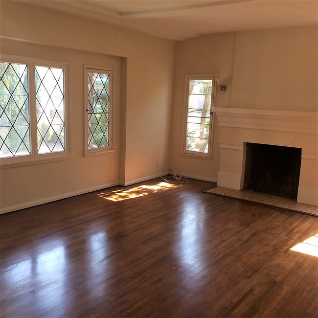 7930 Blackburn Ave, Unit 7930