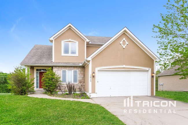 property at 1816 NE Volos Ct