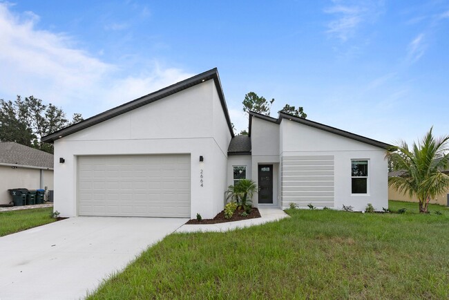 2664 Crittendon St in North Port, FL - Building Photo - Building Photo