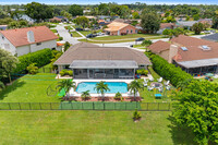 12875 Guilford Cir in Wellington, FL - Foto de edificio - Building Photo