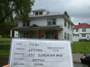 1233-1239 Superior Ave in Dayton, OH - Foto de edificio - Other