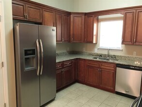 515 Flat Rock Ter in Port Wentworth, GA - Building Photo - Building Photo