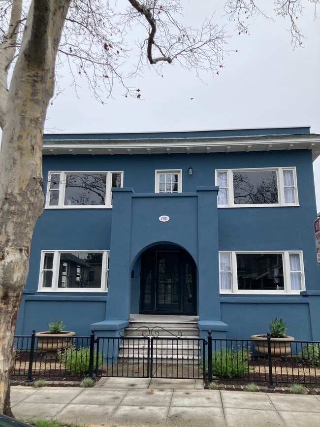 2811 P St, Unit 1