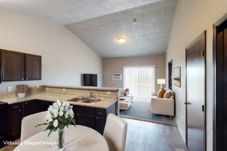 Prairie Trail Village Apartments & Townhomes in Sheldon, IA - Building Photo - Building Photo