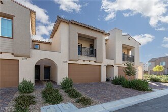 2532 Vittora Pointe St in Henderson, NV - Building Photo - Building Photo