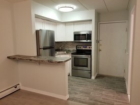 1575 Street Rd, Unit 114 in Warminster, PA - Building Photo