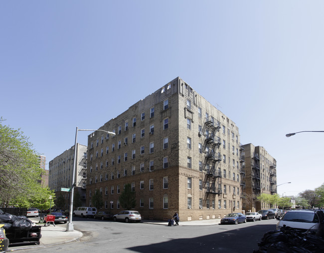 3101-3123 Avenue I in Brooklyn, NY - Building Photo - Building Photo