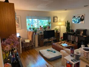 15 Euston Rd in Boston, MA - Building Photo - Building Photo