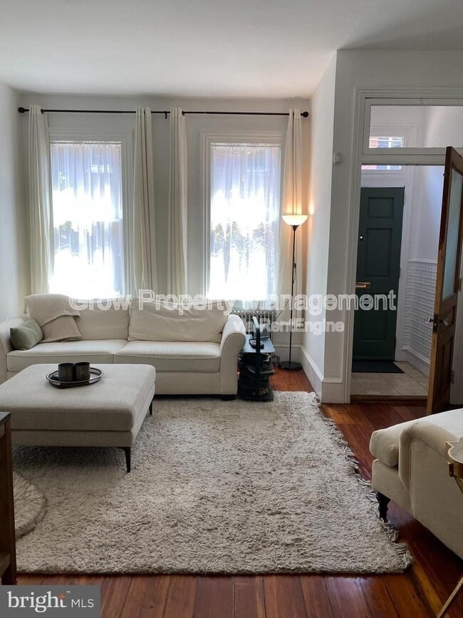 property at 866 N Lawrence St