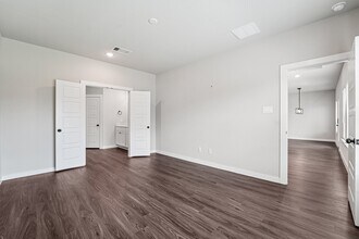 15011 Red Buckeye Dr in Cypress, TX - Building Photo - Building Photo