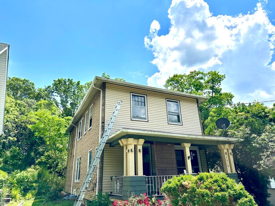 4416 Innes Ave, Unit Floor 1 in Cincinnati, OH - Foto de edificio