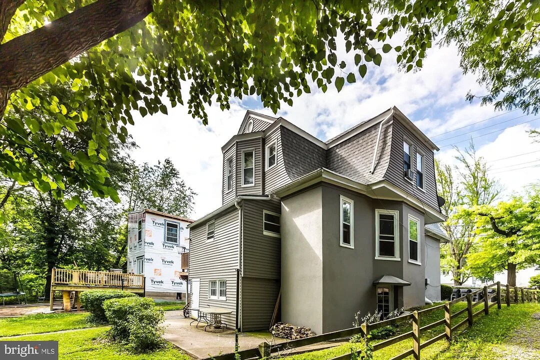 435 Nutt Rd in Phoenixville, PA - Building Photo