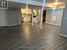 326 Wallace St in Shelburne, ON - Building Photo