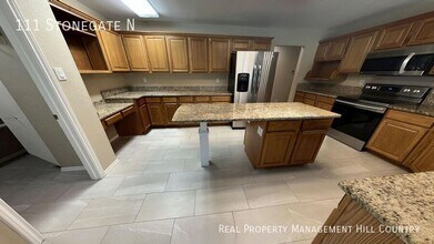 111 Stonegate N in Boerne, TX - Building Photo - Building Photo