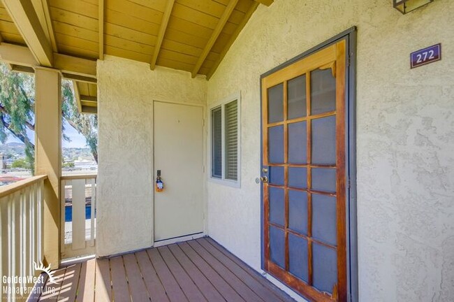 1423 Graves Ave in El Cajon, CA - Building Photo - Building Photo
