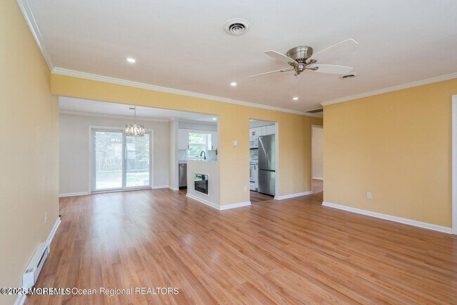 15 Westbrook Dr in Toms River, NJ - Building Photo - Building Photo