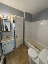 2525 E Garfield Ave in Decatur, IL - Building Photo - Building Photo