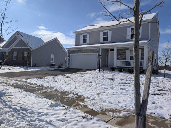 800 Avebury Dr in Pickerington, OH - Building Photo - Building Photo