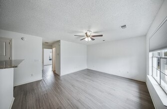 1001 N Main St in Bentonville, AR - Building Photo - Building Photo