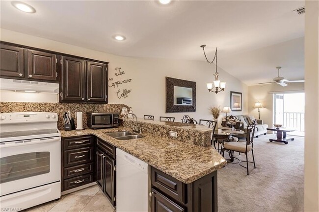 1315 Mainsail Dr, Unit 1115 in Naples, FL - Building Photo - Building Photo