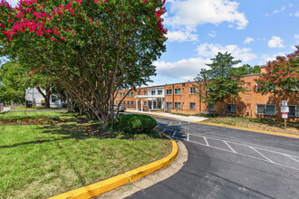 Anacostia Gardens in Washington, DC - Building Photo - Building Photo