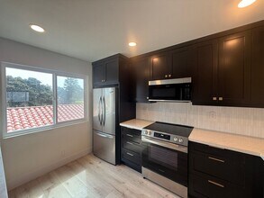 6701 Paseo del Norte in Carlsbad, CA - Building Photo - Building Photo