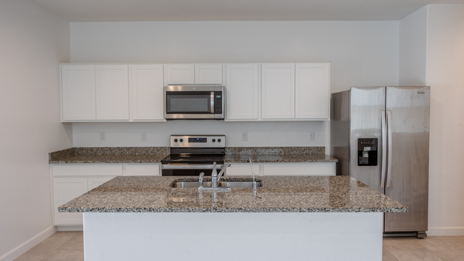 8222 W Clemente Way in Florence, AZ - Building Photo - Building Photo