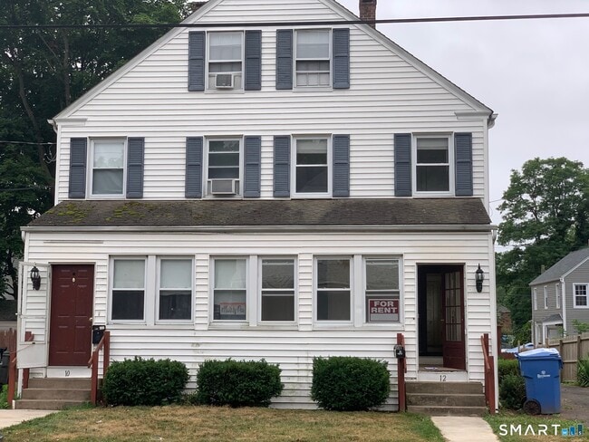 property at 10 Bank St