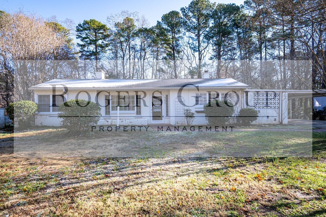 305 White Oak Dr in Henderson, NC - Building Photo