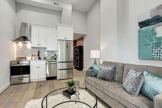 329 K St NE in Washington, DC - Building Photo - Building Photo