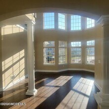 35 Abbey Rd in Tinton Falls, NJ - Building Photo - Building Photo