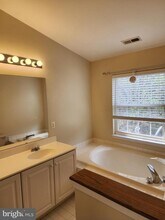 507 Sylvan Ct in Frederick, MD - Building Photo - Building Photo