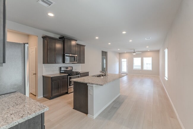 9327 Colonial Bent Pl in Conroe, TX - Building Photo - Building Photo