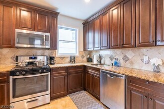 45 Highland Ave in Newark, NJ - Building Photo - Building Photo