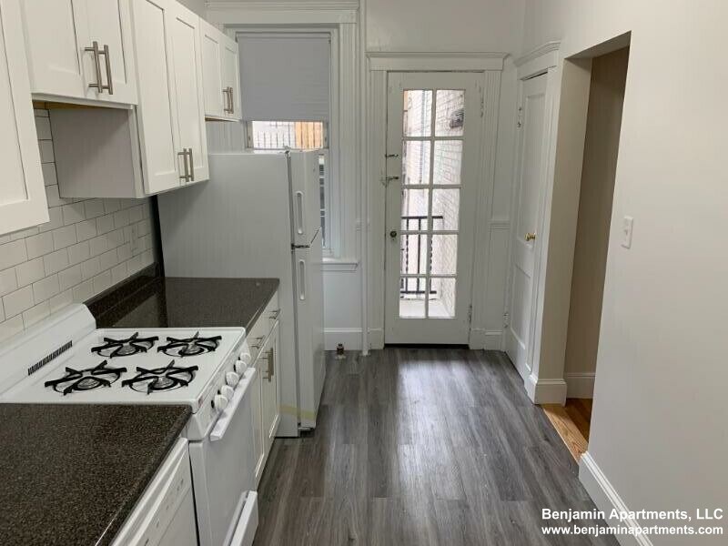 5 Vinal St, Unit 7 in Boston, MA - Building Photo