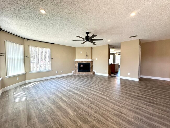 6106 9th St in Lubbock, TX - Building Photo - Building Photo